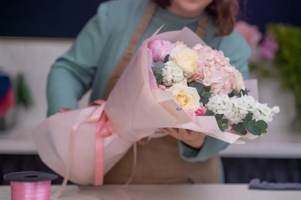 Flower delivery throughout Jefferson Hills and surrounding South Hills communities