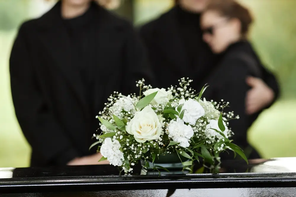 Sympathy flowers for thoughtful support in Jefferson Hills